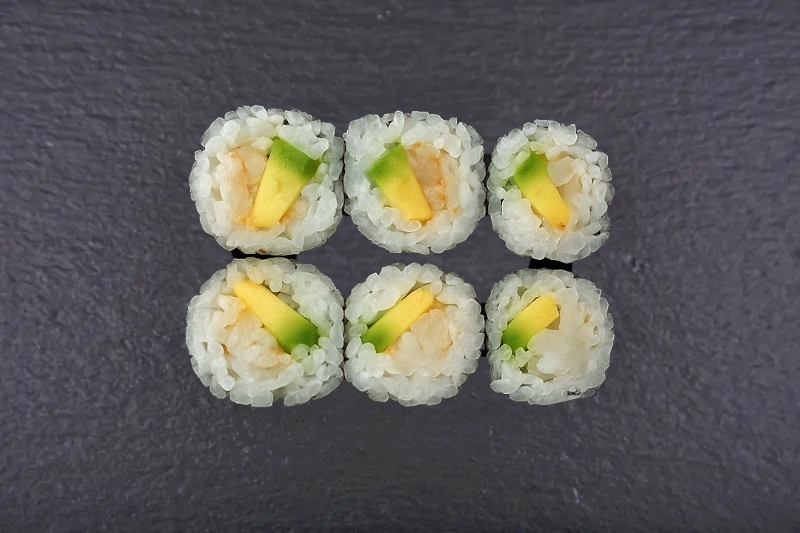 Tiger prawn maki with avocado